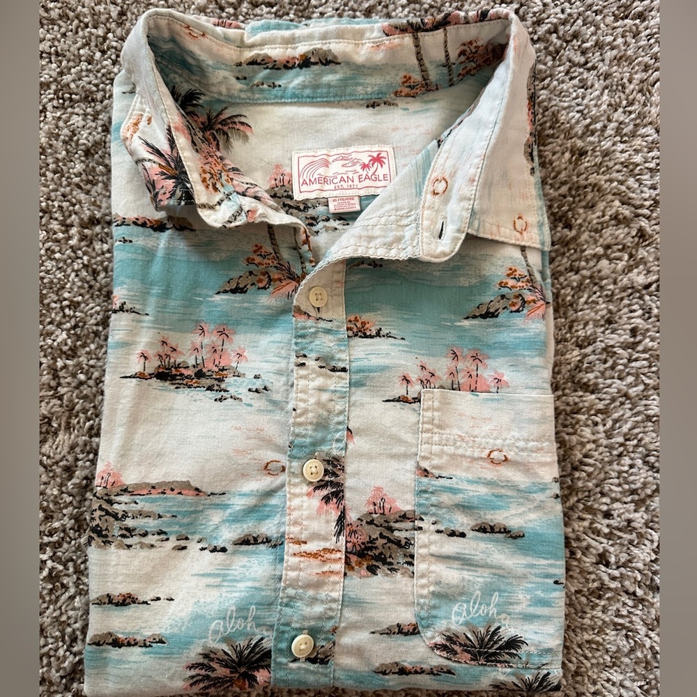 American Eagle button down shirt
